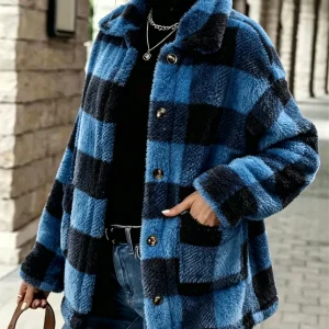 Women's Plaid Fluffy Fleece Jacket - Thumbnail Image 3